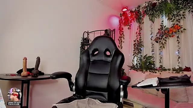 karol_elegance_ live cam