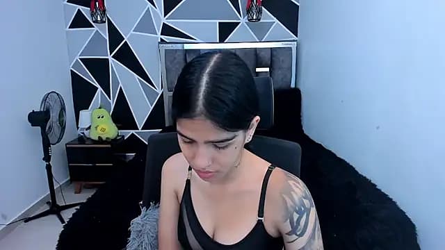 valeria-duarte live cam