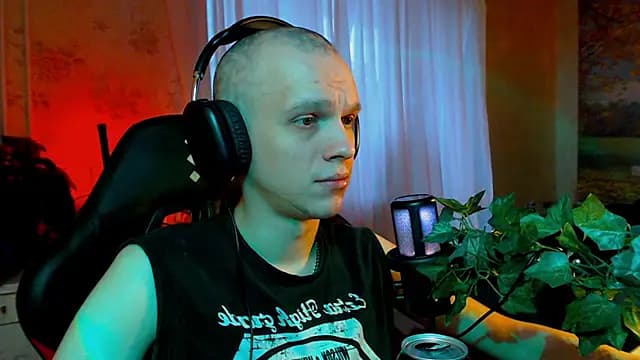 ravi_olle live cam on Stripchat