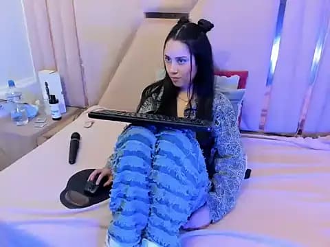 ElaSalvatorehh live cam