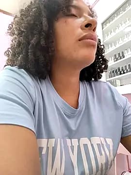 DannaBerry live cam on Stripchat