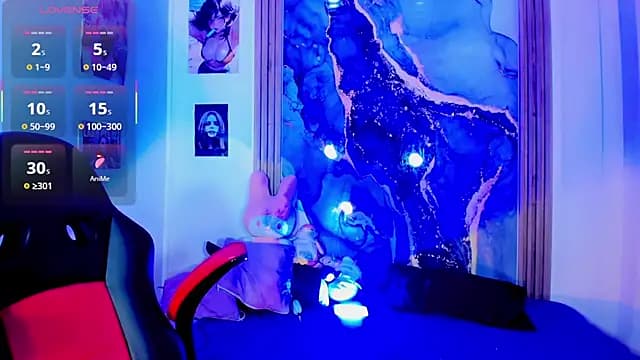 blonde_queen- live cam