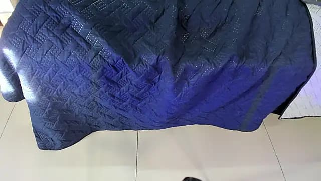 Leo_Vesper live cam on Stripchat