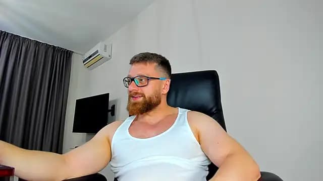 Findom_guy live cam