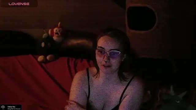 GamerGirl_Eve live cam on Stripchat