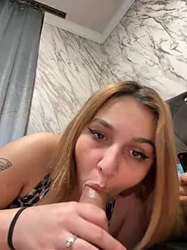 hotamanda01 live cam