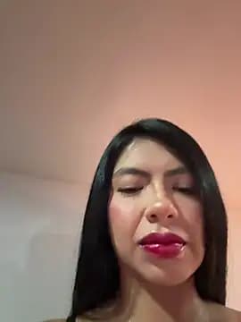 Noa_rousse01 live cam