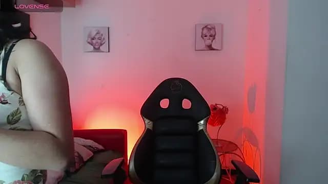 Andy_Eagleton_20_ live cam on Stripchat