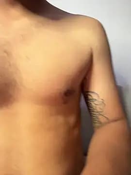 SophieRoyals live cam