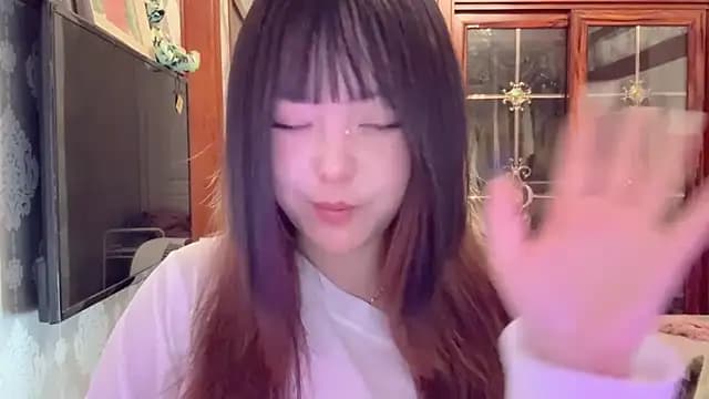 thelittlexx live cam on Stripchat