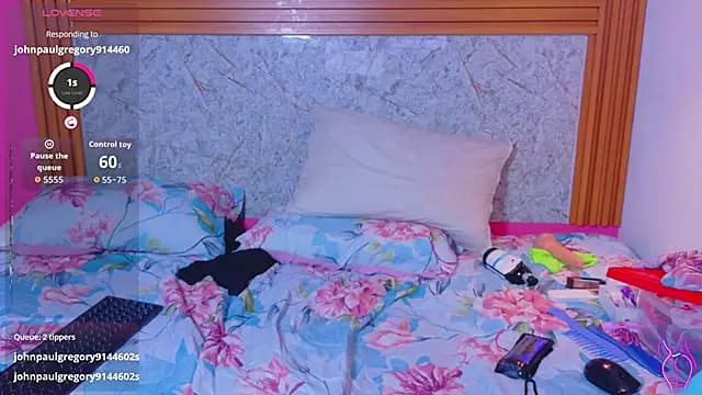 matureahomegirl live cam