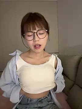 Nana-3 live cam