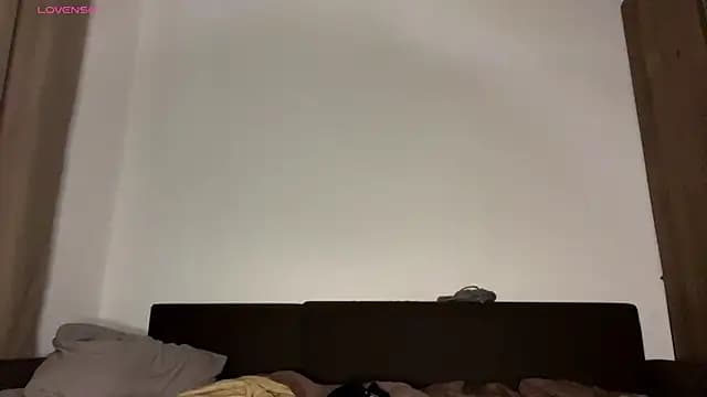 SparkSkarlet live cam