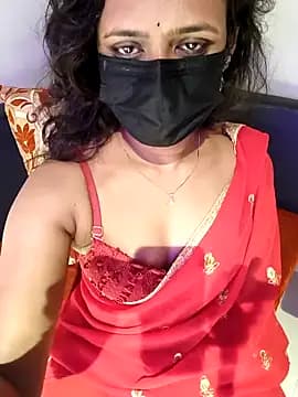 Lena_mahiyaa live cam