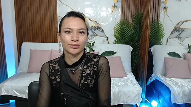 alonddra_tay live cam