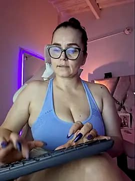 MariaPau_83 live cam