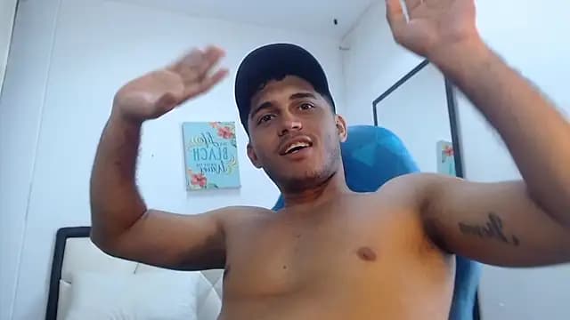 Derek_Storm_ live cam