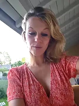 Couple-Kiwii-Orchidee-Boy live cam