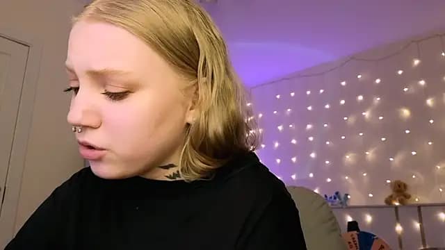 RebeccaAster live cam