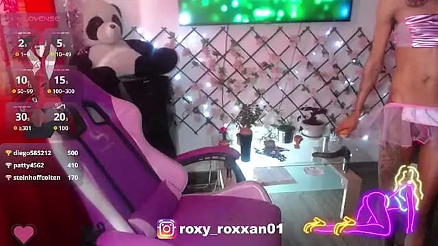 roxy_roxxan live cam