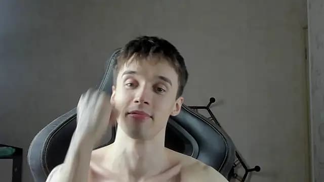 MasonWarholl live cam on Stripchat