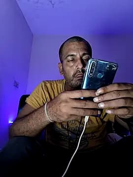 INDIANJONNYSINN live cam