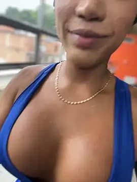 TastyTrap_18 live cam