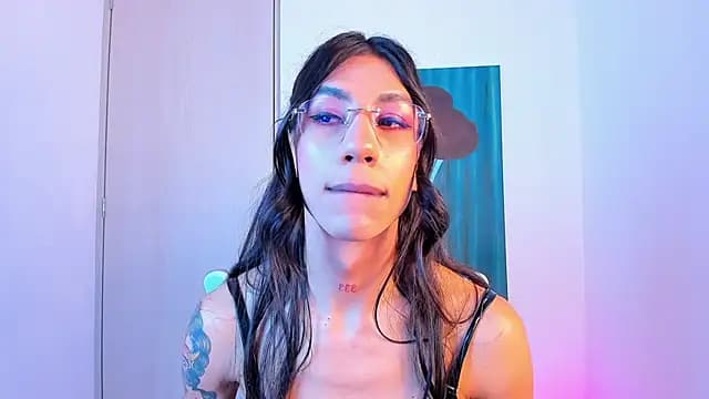 sofiaa_grey_ live cam on Stripchat