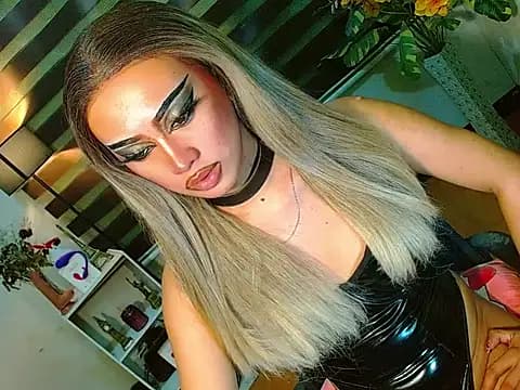 HOLLYWOOD_QUEEN_88 live cam