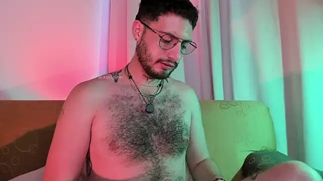 axel_giracr live cam