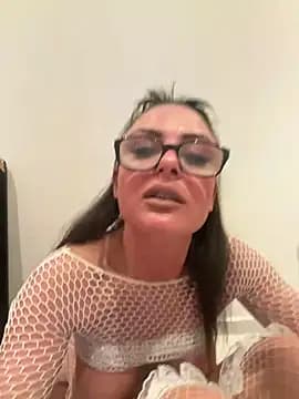 lenalux live cam on Stripchat