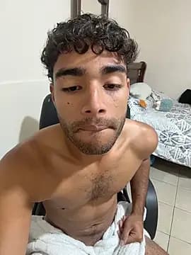 its_alejandro27 live cam