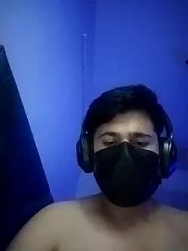 Small_dick_069 live cam on Stripchat