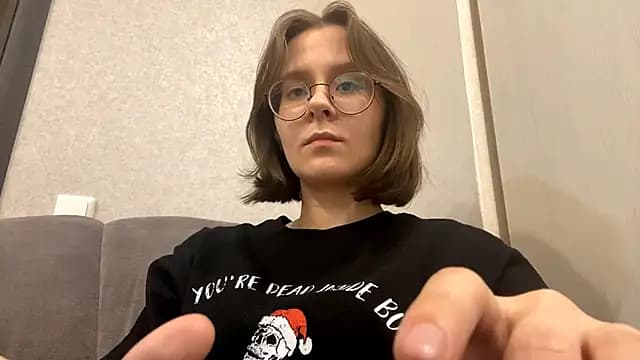 AlmaMitchell live cam