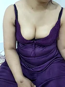 Ishaa_0 live cam