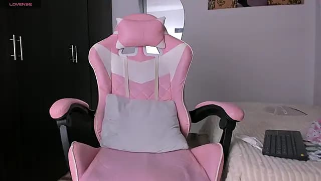 kendal_hot01 live cam