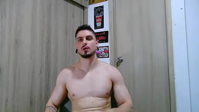 Aaron_kwok28 live cam