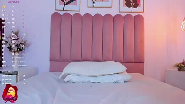 any_vega7 live cam on Stripchat