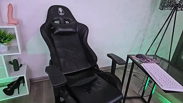 Only___Yours live cam