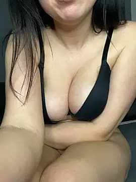 joliie_coquiine live cam