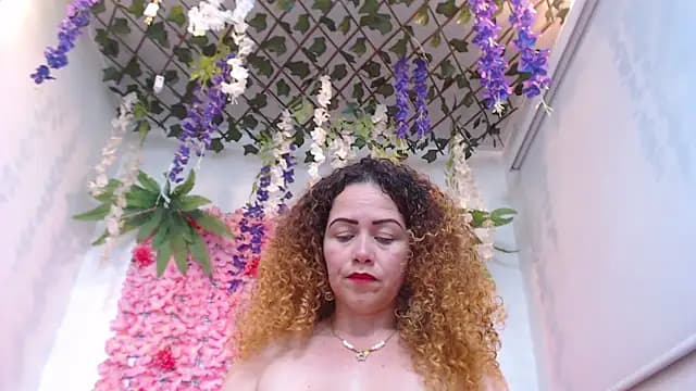 BLONDE_SEXYHOT live cam