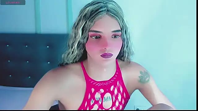 malahya_ live cam on Stripchat