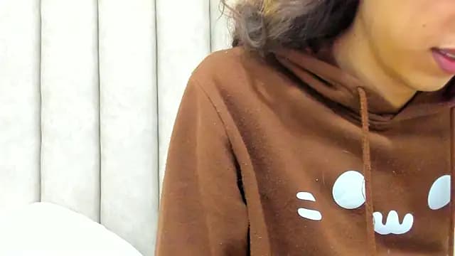 FreyaMoller live cam