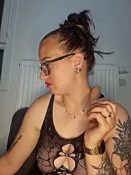 Lindsay_00off live cam