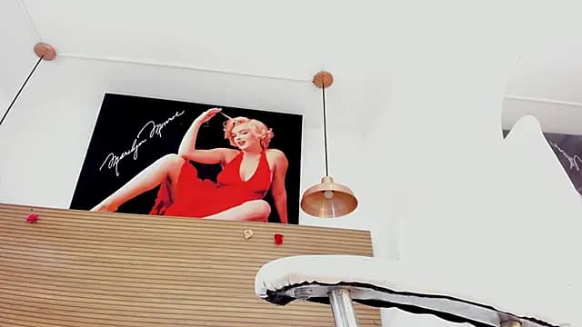 _sussan_miller live cam