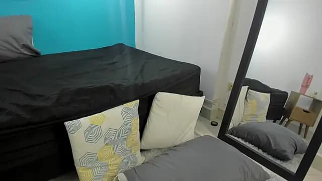 Saamanta_rosee live cam