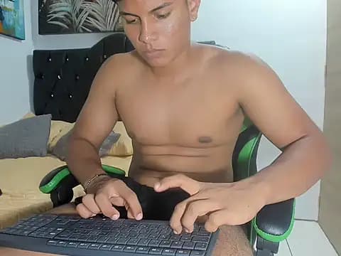 magnust_miller_ live cam