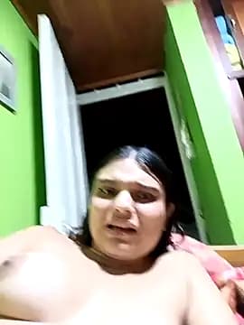 nika_1327 live cam on Stripchat