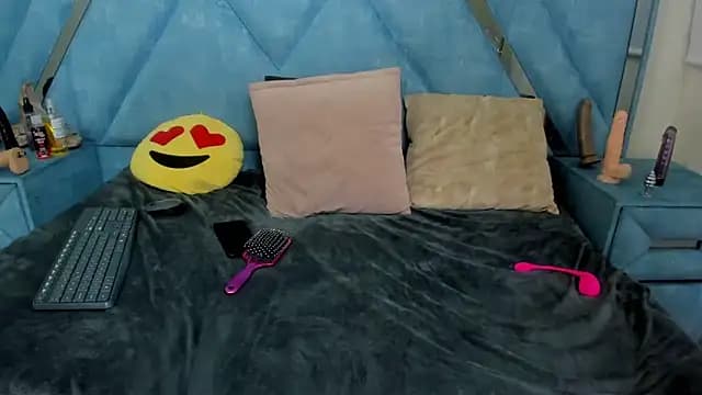 Aura_love69 live cam