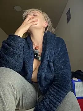 MARILYNMADELENAKOVANOVA live cam